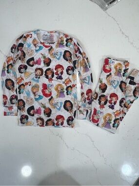 Girls White Princess Character Print Pajama Set